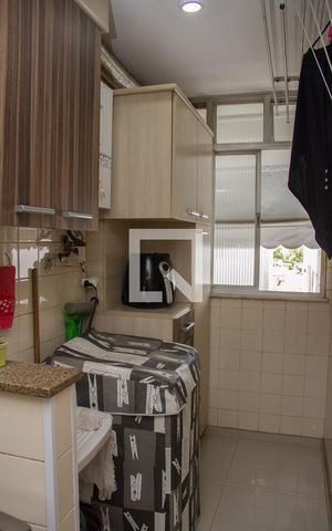 Apartamento à venda com 107m², 3 quartos e 1 vagaÁrea de Serviço