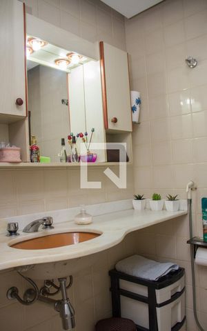 Apartamento à venda com 107m², 3 quartos e 1 vagaBanheiro Social