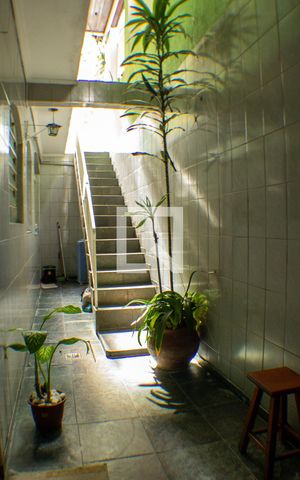 Casa para alugar com 220m², 4 quartos e 4 vagas