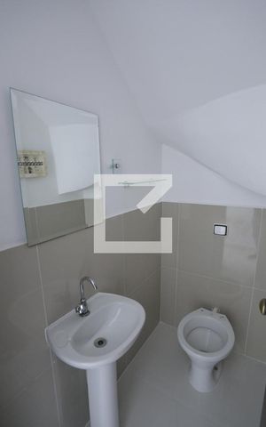 Casa de condomínio à venda com 117m², 2 quartos e 1 vagaBanheiro