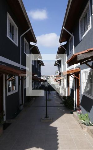 Casa de condomínio à venda com 117m², 2 quartos e 1 vagaÁrea Comum