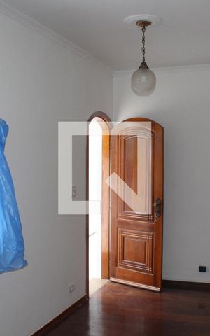 Casa à venda com 175m², 4 quartos e 2 vagasSala