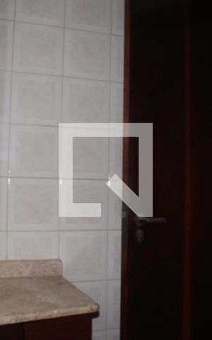 Casa à venda com 175m², 4 quartos e 2 vagasBanheiro 2