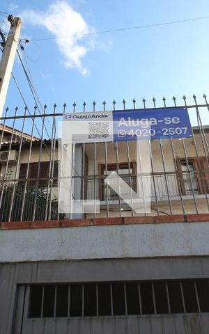 Casa para alugar com 120m², 3 quartos e 1 vagaPlaquinha 