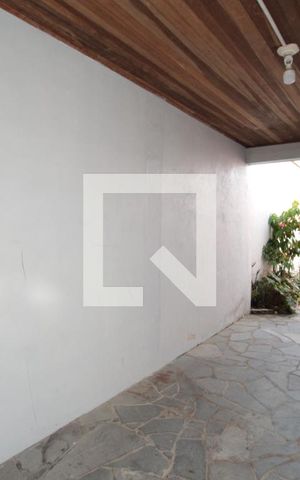 Casa para alugar com 120m², 3 quartos e 1 vagaGaragem 