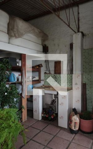 Casa para alugar com 120m², 3 quartos e 1 vagaÁrea comum - Churrasqueira