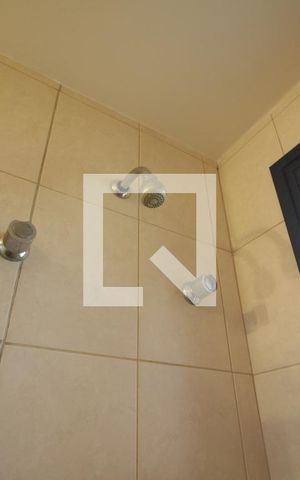 Apartamento à venda com 160m², 3 quartos e 3 vagasChuveiro