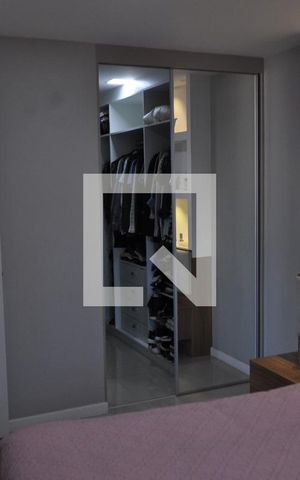 Apartamento à venda com 205m², 3 quartos e 2 vagasQuarto 3 - Armários