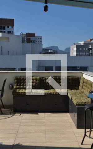 Apartamento à venda com 205m², 3 quartos e 2 vagasCobertura