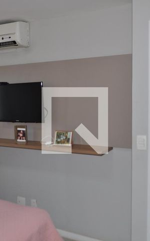 Apartamento à venda com 205m², 3 quartos e 2 vagasQuarto 3 - Armários