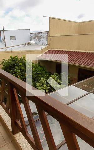 Casa à venda com 278m², 3 quartos e 2 vagas Casa à venda com 278m², 3 quartos e 2 vagasSacada Suíte 1