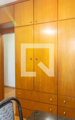 Apartamento à venda com 80m², 2 quartos e 1 vagaQuarto 2