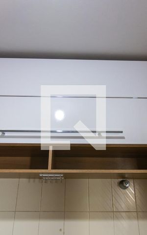 Apartamento à venda com 80m², 2 quartos e 1 vagaCozinha - Armários