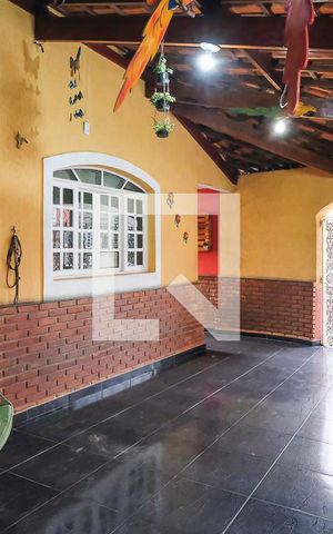 Casa à venda com 230m², 3 quartos e 2 vagasGaragem