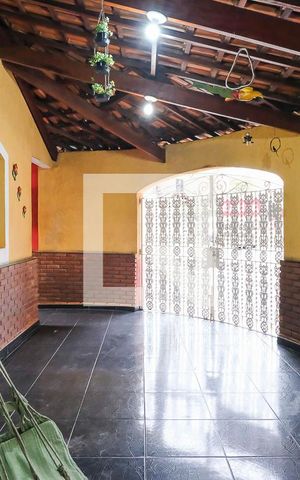 Casa à venda com 230m², 3 quartos e 2 vagasGaragem