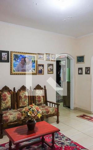 Casa à venda com 230m², 3 quartos e 2 vagasAcesso aos quartos
