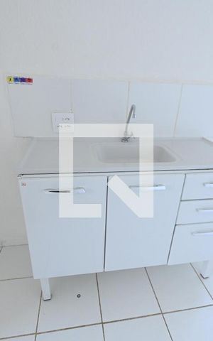 Apartamento à venda com 42m², 2 quartos e 1 vaga Apartamento à venda com 42m², 2 quartos e 1 vagaCozinha - Armários