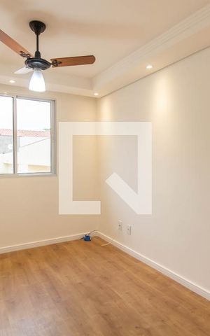 Apartamento à venda com 45m², 2 quartos e 1 vaga Apartamento à venda com 45m², 2 quartos e 1 vagaSala