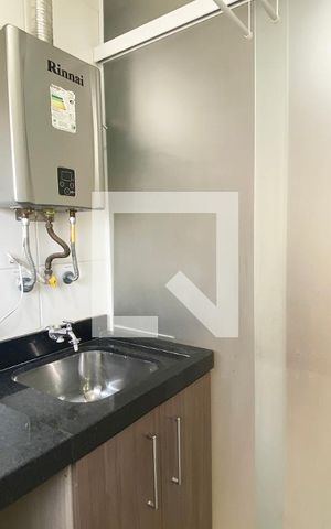 Apartamento para alugar com 69m², 3 quartos e 1 vagaÁrea de Serviço