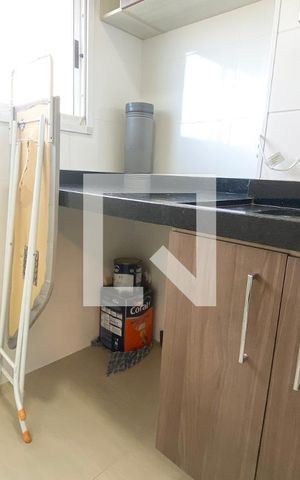 Apartamento para alugar com 69m², 3 quartos e 1 vagaÁrea de Serviço