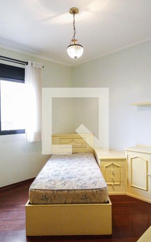 Apartamento para alugar com 143m², 3 quartos e 2 vagas Apartamento para alugar com 143m², 3 quartos e 2 vagasQuarto 3