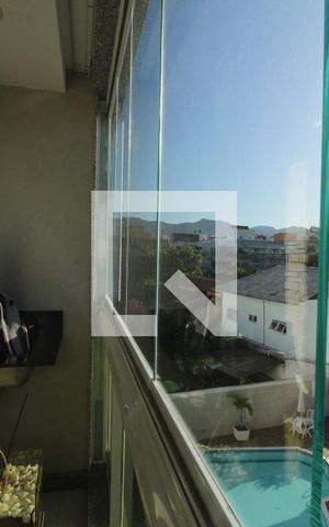 Apartamento à venda com 100m², 3 quartos e 3 vagasVista - Sala