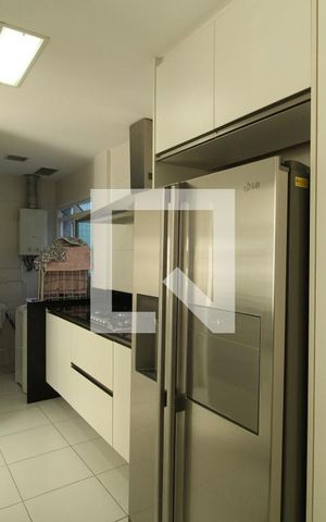 Apartamento à venda com 100m², 3 quartos e 3 vagasCozinha