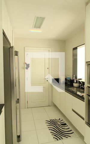 Apartamento à venda com 100m², 3 quartos e 3 vagasCozinha