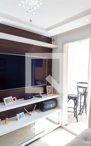 Apartamento à venda com 32m², 1 quarto e 1 vaga Apartamento à venda com 32m², 1 quarto e 1 vagaSala