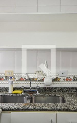 Apartamento à venda com 80m², 2 quartos e 1 vagaCozinha 