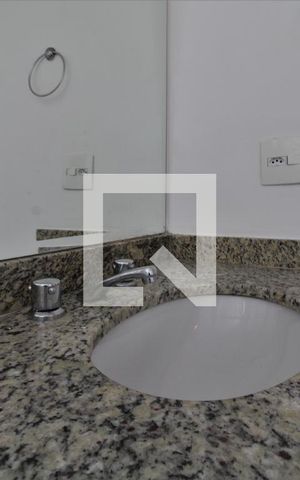 Apartamento à venda com 121m², 3 quartos e 2 vagasPia banheiro da suíte