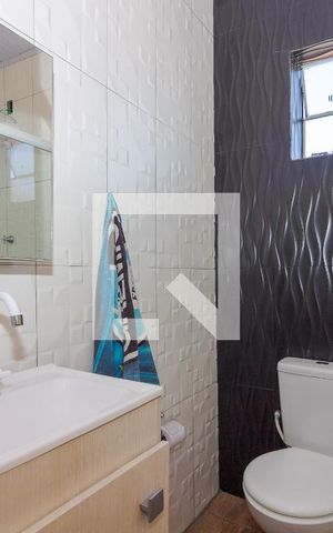 Casa à venda com 208m², 2 quartos e 1 vagaBanheiro
