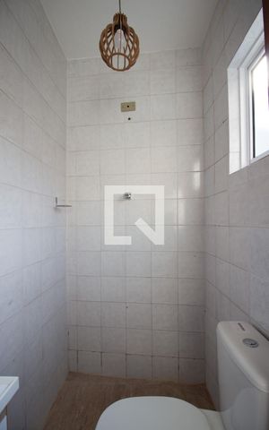 Casa à venda com 240m², 4 quartos e 4 vagasBanheiro de Serviço