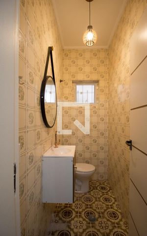 Casa à venda com 240m², 4 quartos e 4 vagasLavabo