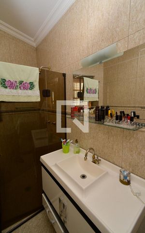 Casa à venda com 254m², 3 quartos e 5 vagas Casa à venda com 254m², 3 quartos e 5 vagasBanheiro da Suíte 3