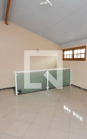Casa à venda com 254m², 3 quartos e 5 vagas Casa à venda com 254m², 3 quartos e 5 vagasSala 2