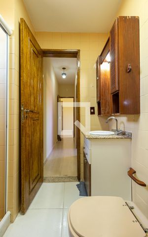 Apartamento à venda com 65m², 2 quartos e 1 vaga Apartamento à venda com 65m², 2 quartos e 1 vagaBanheiro