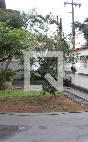 Casa à venda com 450m², 5 quartos e 5 vagasQuintal