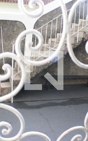 Casa à venda com 450m², 5 quartos e 5 vagasQuarto 2