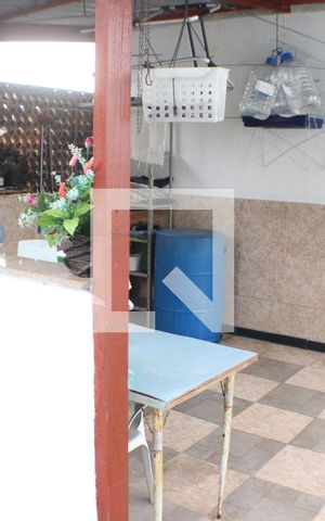 Casa à venda com 450m², 5 quartos e 5 vagasÁrea de Serviço 2