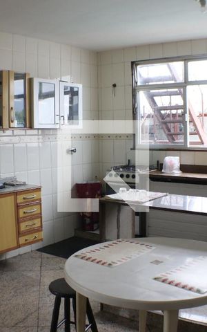 Casa à venda com 450m², 5 quartos e 5 vagasCozinha 2