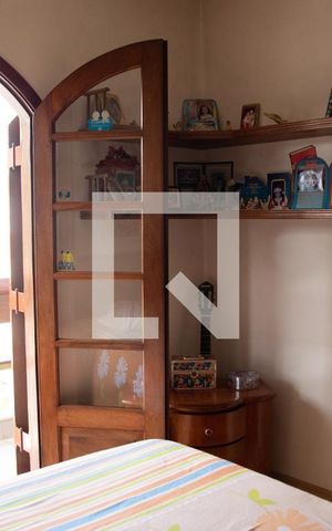 Casa à venda com 360m², 3 quartos e 6 vagasQuarto 2