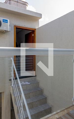 Casa para alugar com 160m², 3 quartos e 2 vagas Casa para alugar com 160m², 3 quartos e 2 vagasVaranda da Suíte 1