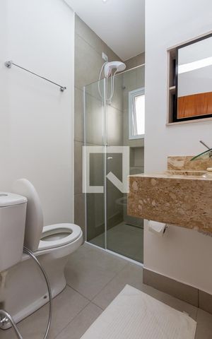 Casa para alugar com 160m², 3 quartos e 2 vagas Casa para alugar com 160m², 3 quartos e 2 vagasBanheiro da Suíte 2