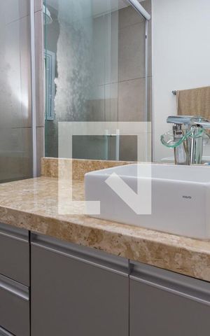 Casa para alugar com 160m², 3 quartos e 2 vagas Casa para alugar com 160m², 3 quartos e 2 vagasBanheiro da Suíte 1