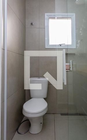 Casa para alugar com 160m², 3 quartos e 2 vagas Casa para alugar com 160m², 3 quartos e 2 vagasBanheiro da Suíte 1