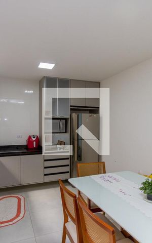 Casa para alugar com 160m², 3 quartos e 2 vagas Casa para alugar com 160m², 3 quartos e 2 vagasCozinha