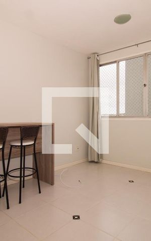 Apartamento à venda com 43m², 1 quarto e sem vaga