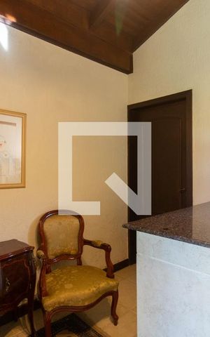Casa à venda com 430m², 4 quartos e 4 vagas Casa à venda com 430m², 4 quartos e 4 vagasSala/Cozinha - Anexo