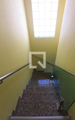 Casa à venda com 156m², 2 quartos e 2 vagasCorredor